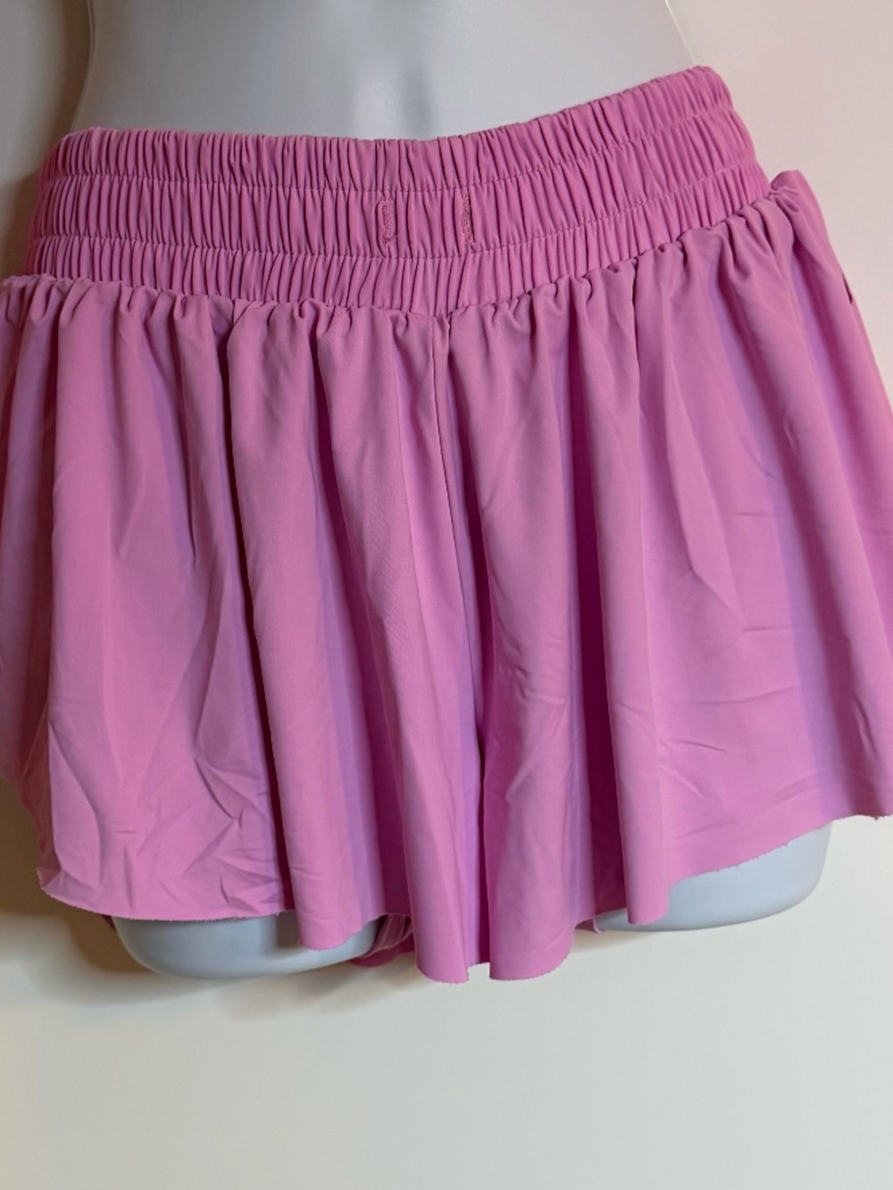 ✨ Barbie Pink Butterfly Athletic Skort Shorts | Flowy Tennis Style | Size Small - Picture 1 of 4